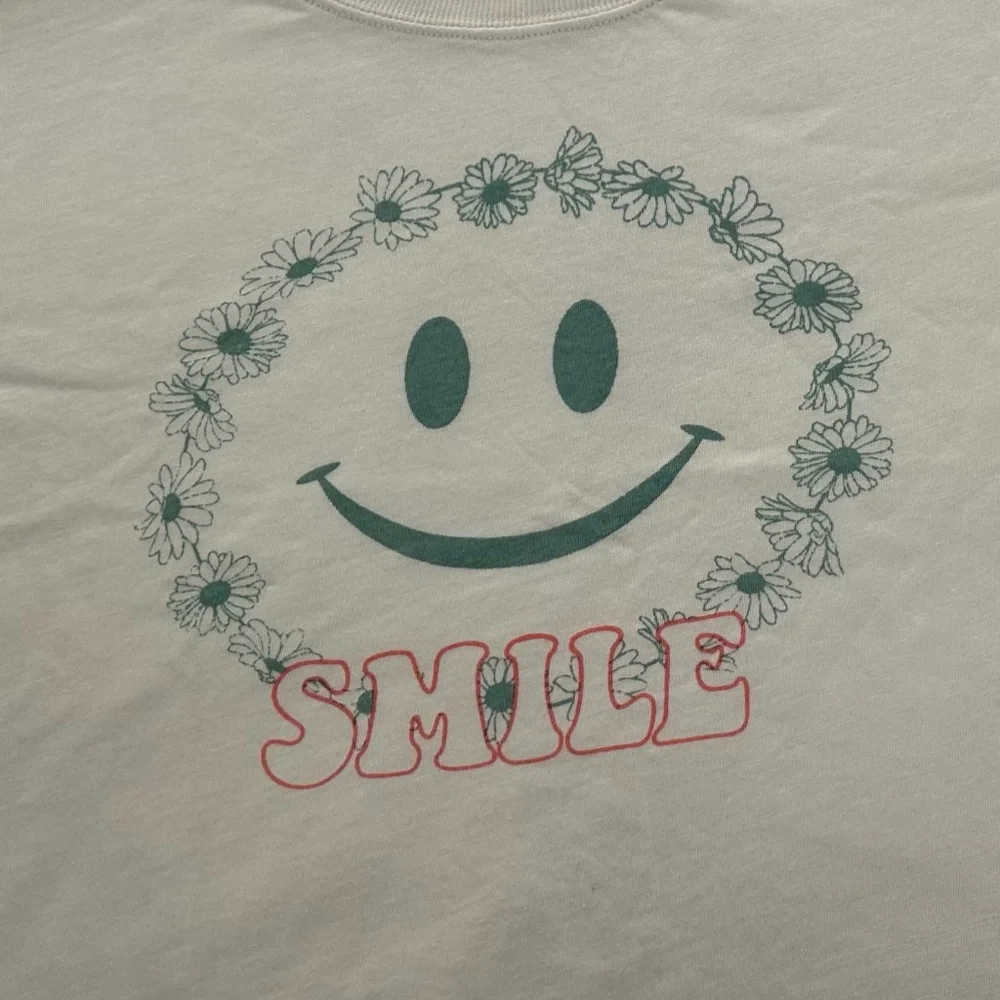 Shirt - Picture 2 of 3